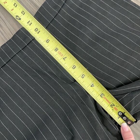 The Slim size 0, gorgeous black & white pants, like new, no flaws 1538 - Picture 9 of 11